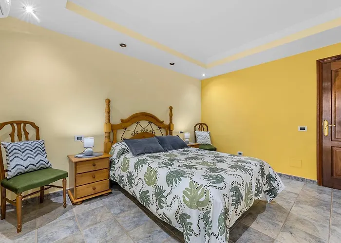 Home2book Cozy דירה